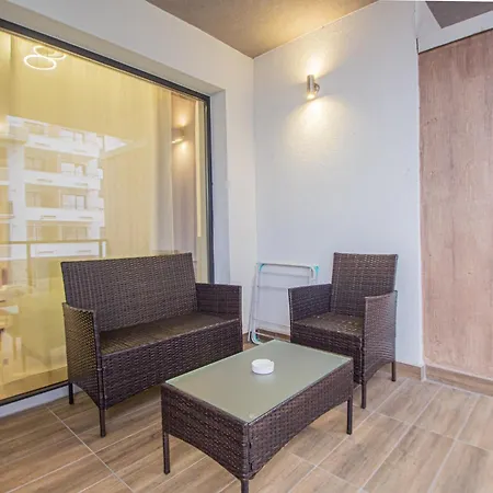 Mohost Spot - Elegant Retreat Apartment *